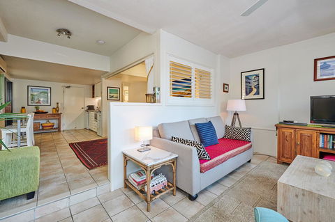 Julians Apartments - Getaway Accommodation 3