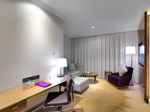 Amora Hotel Jamison Sydney - Getaway Accommodation 3