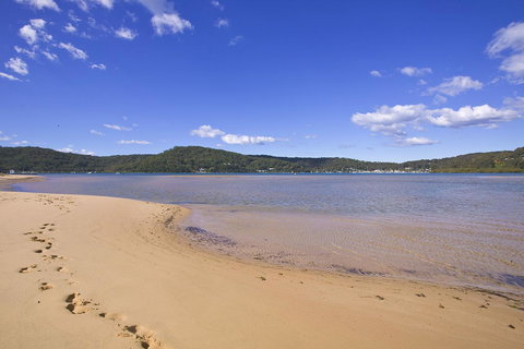 BookerBay Retreat! - Getaway Accommodation 0