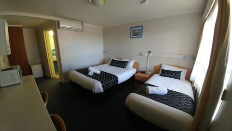 Bega Motel - Getaway Accommodation 18