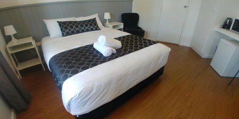 Bega Motel - Getaway Accommodation 13