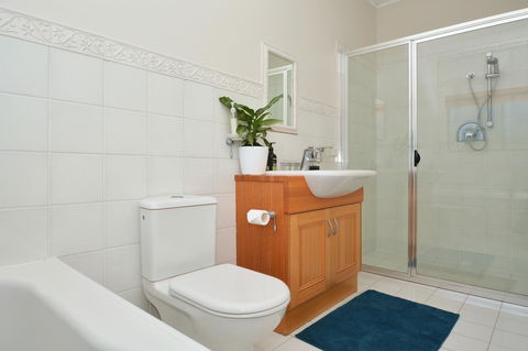 JE Guesthouse, Central To All The Hunter Valley Has To Offer - Getaway Accommodation 22