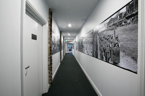 The Lucky Hotel - Getaway Accommodation 32
