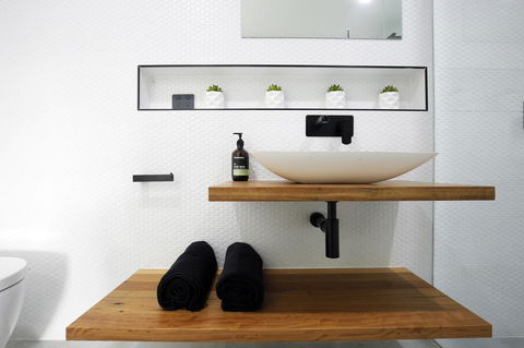 The Beach House North Wollongong - Getaway Accommodation 17