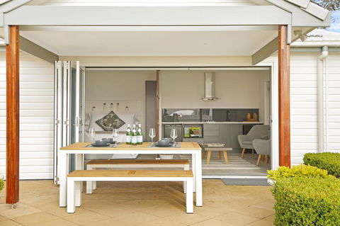 The Beach House North Wollongong - Getaway Accommodation 6