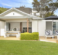 The Beach House North Wollongong - Getaway Accommodation