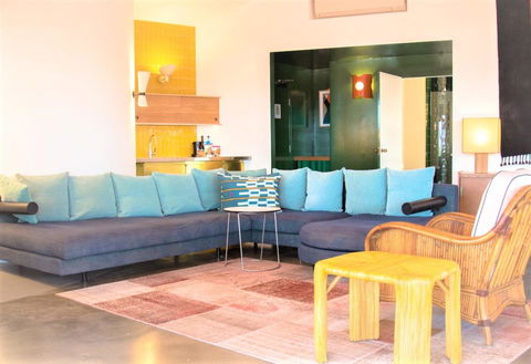 Beach Hotel Resort - Getaway Accommodation 15