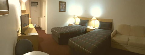 Cooma Motor Lodge Motel - Getaway Accommodation 1