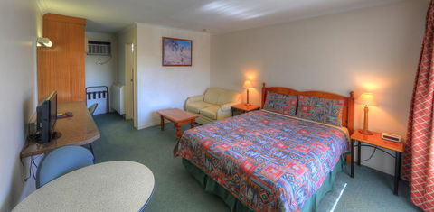Cooma Motor Lodge Motel - Getaway Accommodation 2