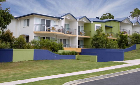 Eco Beach Resort - Getaway Accommodation 15