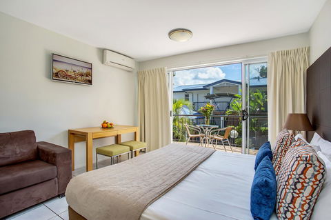 Eco Beach Resort - Getaway Accommodation 10