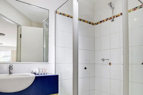 Eco Beach Resort - Getaway Accommodation 8