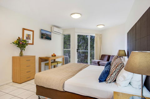 Eco Beach Resort - Getaway Accommodation 6