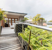 Family surf house 5 min walk to Manly beach - Getaway Accommodation