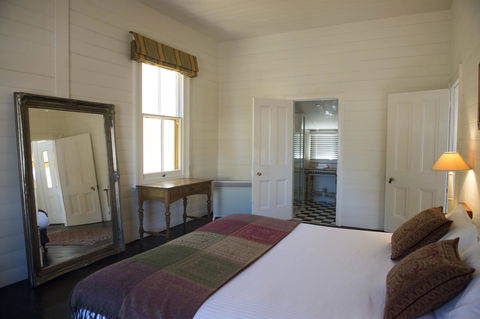 Hillview Heritage Hotel - Getaway Accommodation 21