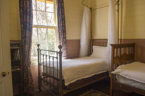 Hillview Heritage Hotel - Getaway Accommodation 41