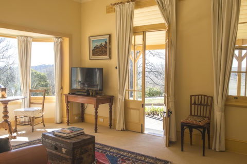 Hillview Heritage Hotel - Getaway Accommodation 32