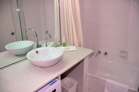 Accommodation Sydney - Hyde Park Plaza 38 College St Sydney - Getaway Accommodation 19