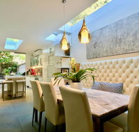 3 Storey Home Close Walk to Fox Studios SCG  City - Getaway Accommodation