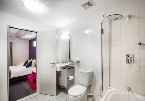 Novotel Darwin Airport - Getaway Accommodation 21