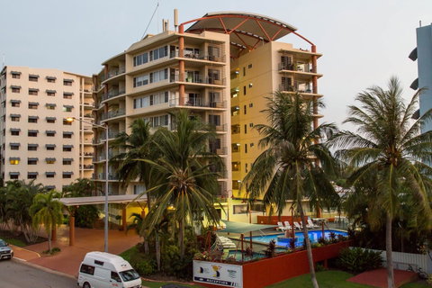 Cullen Bay Resorts - Getaway Accommodation 0