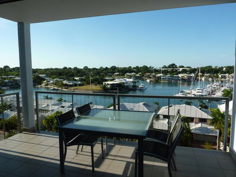 Cullen Bay Resorts - Getaway Accommodation 20