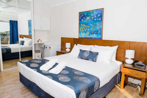 Cullen Bay Resorts - Getaway Accommodation 7