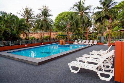 Cullen Bay Resorts - Getaway Accommodation 10