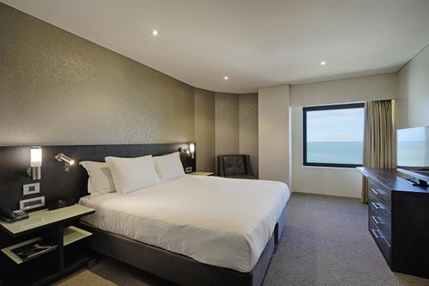 Hilton Darwin - Getaway Accommodation 13