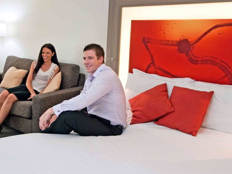 Novotel Darwin CBD - Getaway Accommodation 35