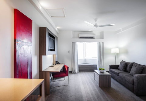 Novotel Darwin CBD - Getaway Accommodation 28