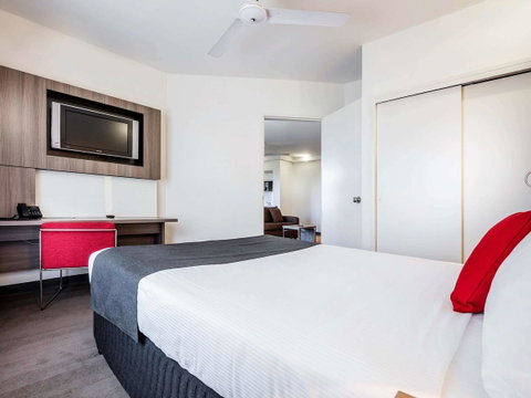 Novotel Darwin CBD - Getaway Accommodation 31