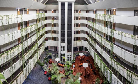 Novotel Darwin CBD - Getaway Accommodation 3