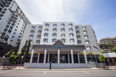 Novotel Darwin CBD - Getaway Accommodation 10