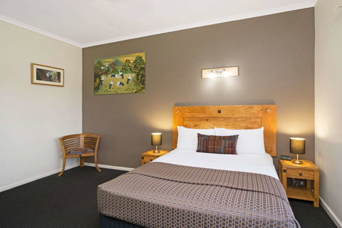 Quality Hotel Darwin Airport - Getaway Accommodation 9