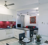 CitySide Apartment - 2 Bedroom with Private Courtyard - Getaway Accommodation
