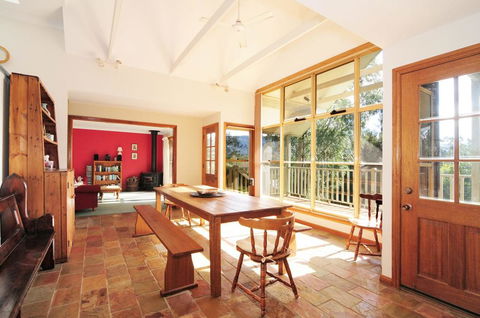 Bonnie Doon - Family Friendly Home! - Getaway Accommodation 3