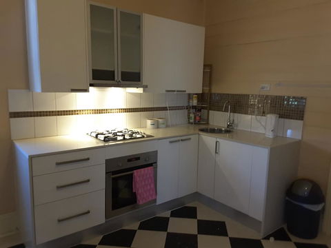 Bourke Apartments - Getaway Accommodation 0