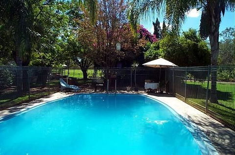 Bourke Riverside Motel - Getaway Accommodation 0