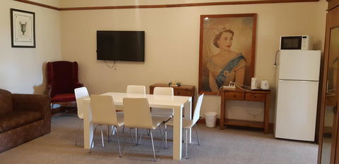 Bourke Riverside Motel - Getaway Accommodation 2