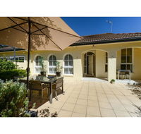 Boutique Stays - Brighton Rose - Getaway Accommodation