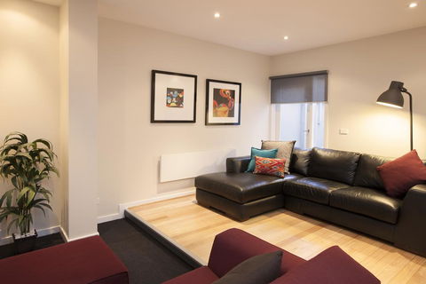 Boutique Stays - Roxys Place, Prahran House - Getaway Accommodation 3