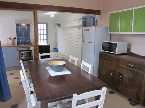 Breakaway Cottage - Getaway Accommodation 1