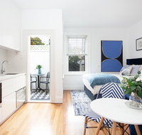 Bright and Beautiful Studio in Quiet Neighbourhood - Getaway Accommodation