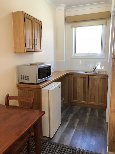 Bright Avenue Motor Inn - Getaway Accommodation 3