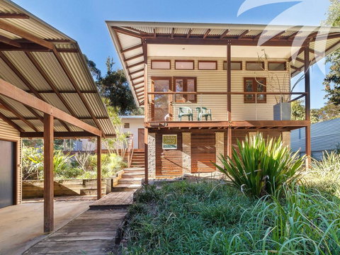 Buccoo - Getaway Accommodation 0