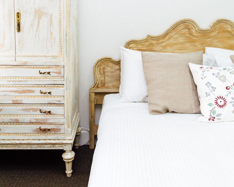 Bundanoon Hotel - Getaway Accommodation 3