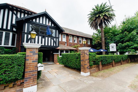 Bundanoon Hotel - Getaway Accommodation 0