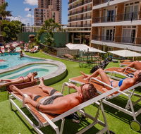 Bunk Surfers Paradise - Getaway Accommodation