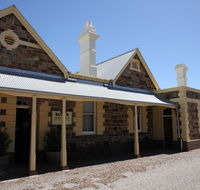 Burra Railway Station Bed and Breakfast - Getaway Accommodation
